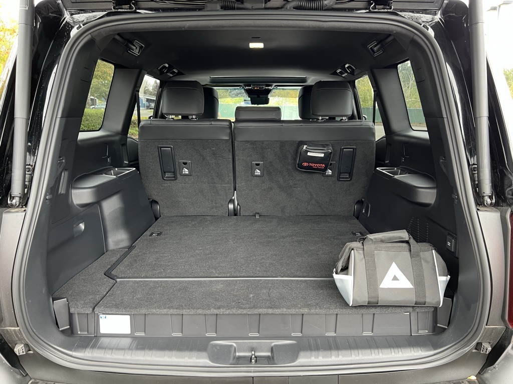 2025 Toyota Land Cruiser Base photo 8