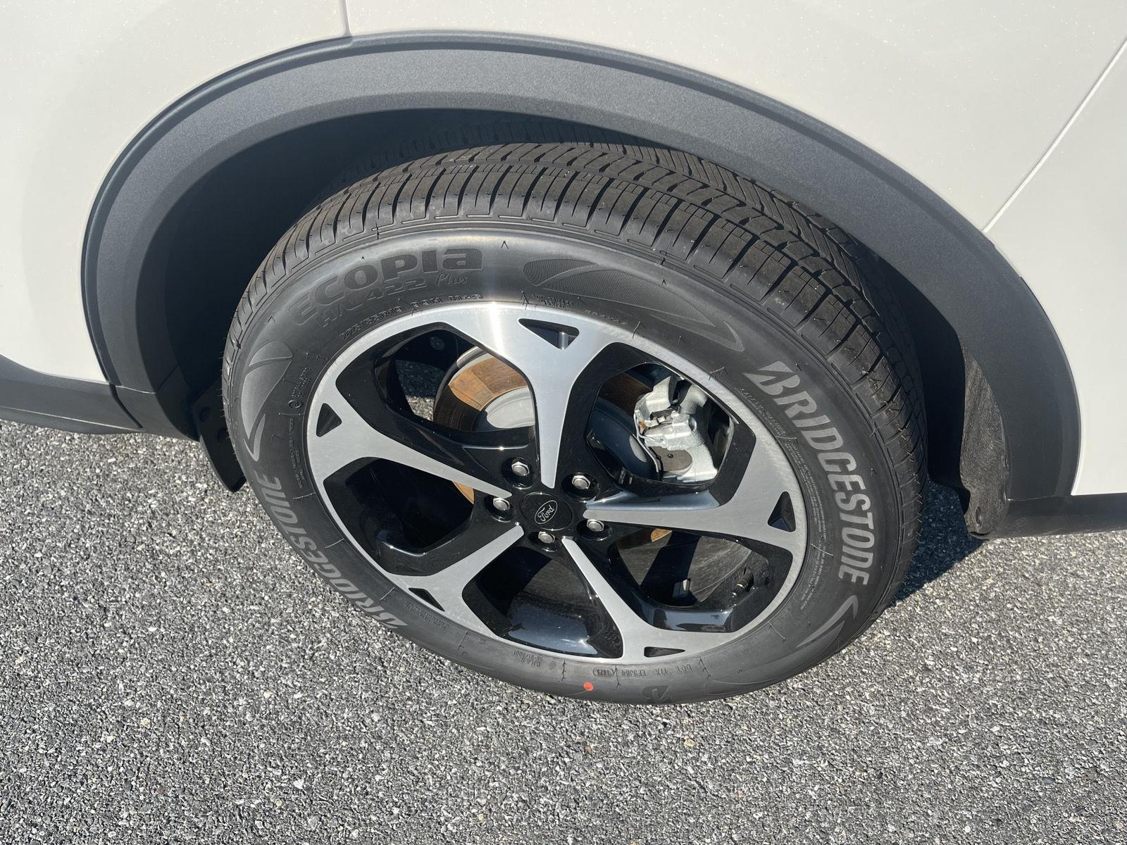 2025 Ford Escape ST-Line Select photo 6
