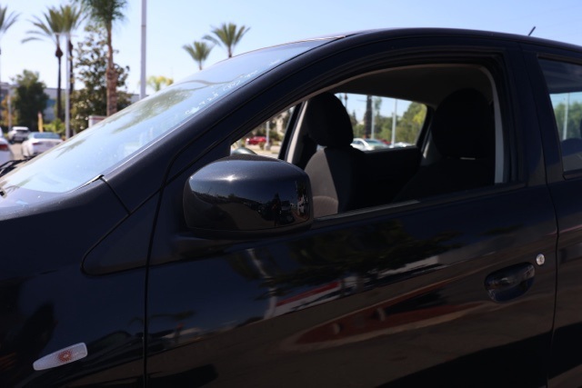 2022 Mitsubishi Mirage ES photo 11