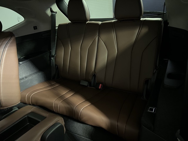 2025 Acura MDX SH-AWD Advance photo 14