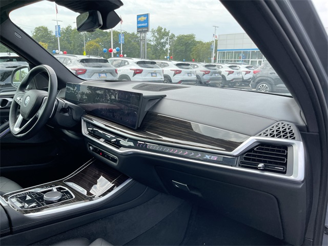 2024 BMW X5 - Image 28