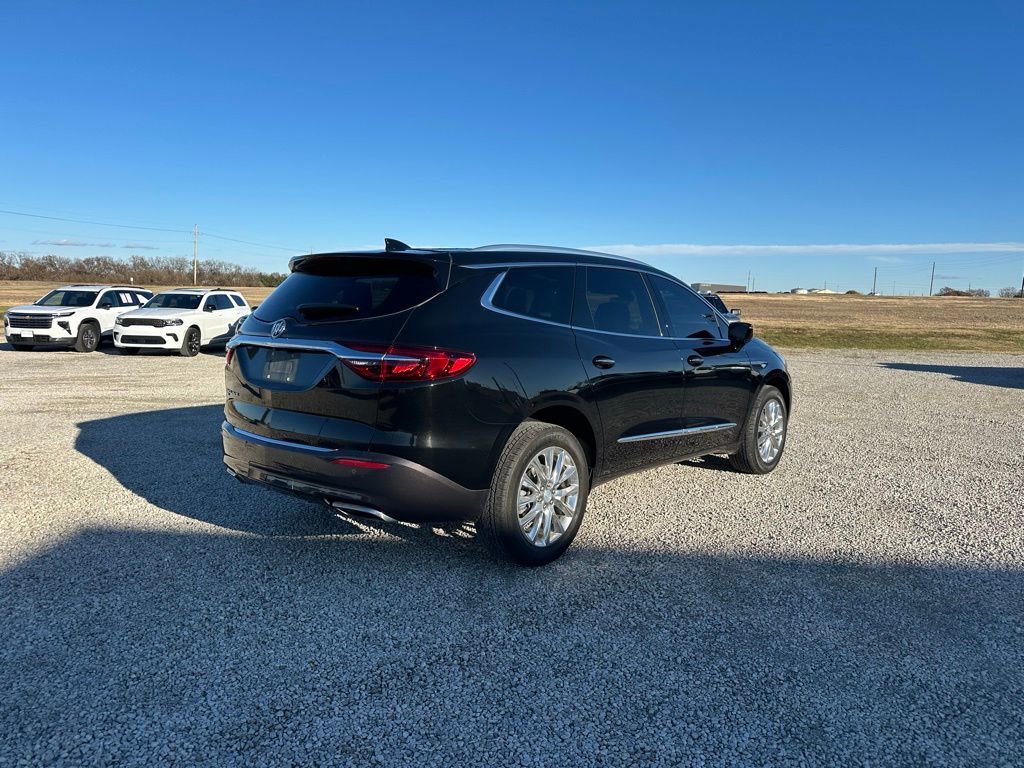 2021 Buick Enclave Premium photo 2