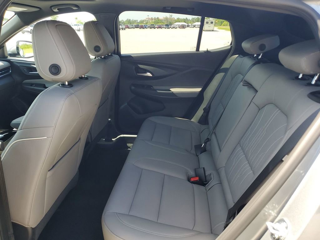 2025 Buick Envista Avenir photo 22