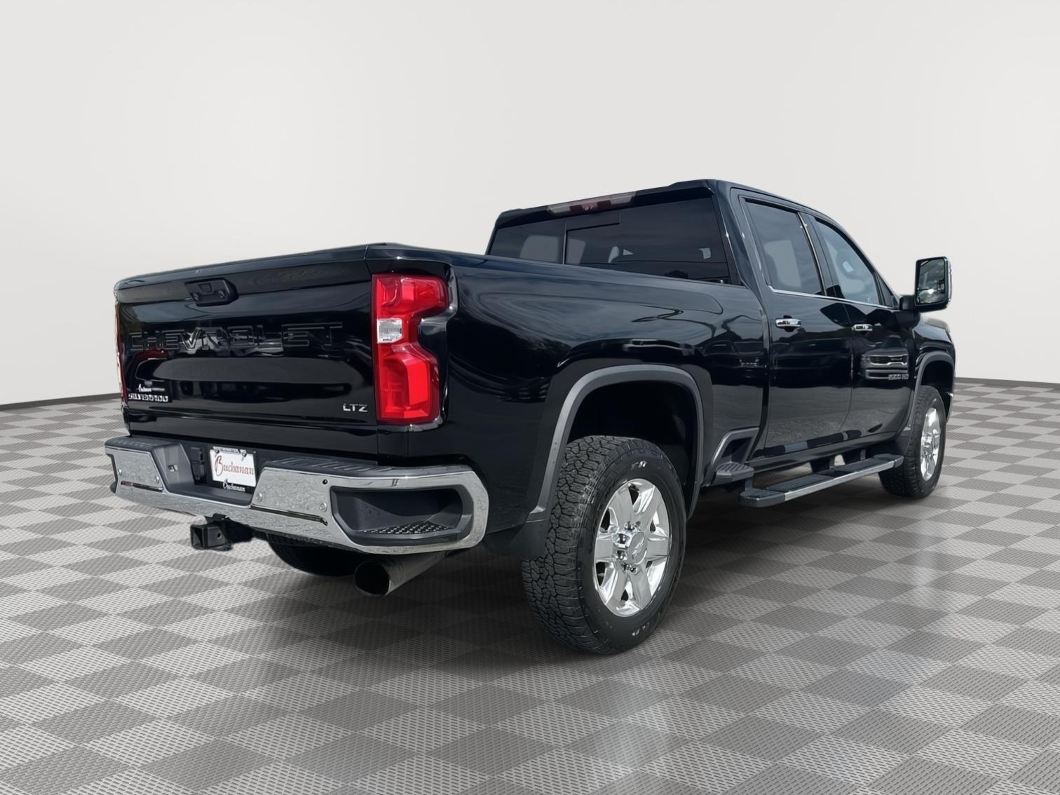 2020 Chevrolet Silverado 2500HD LTZ photo 3