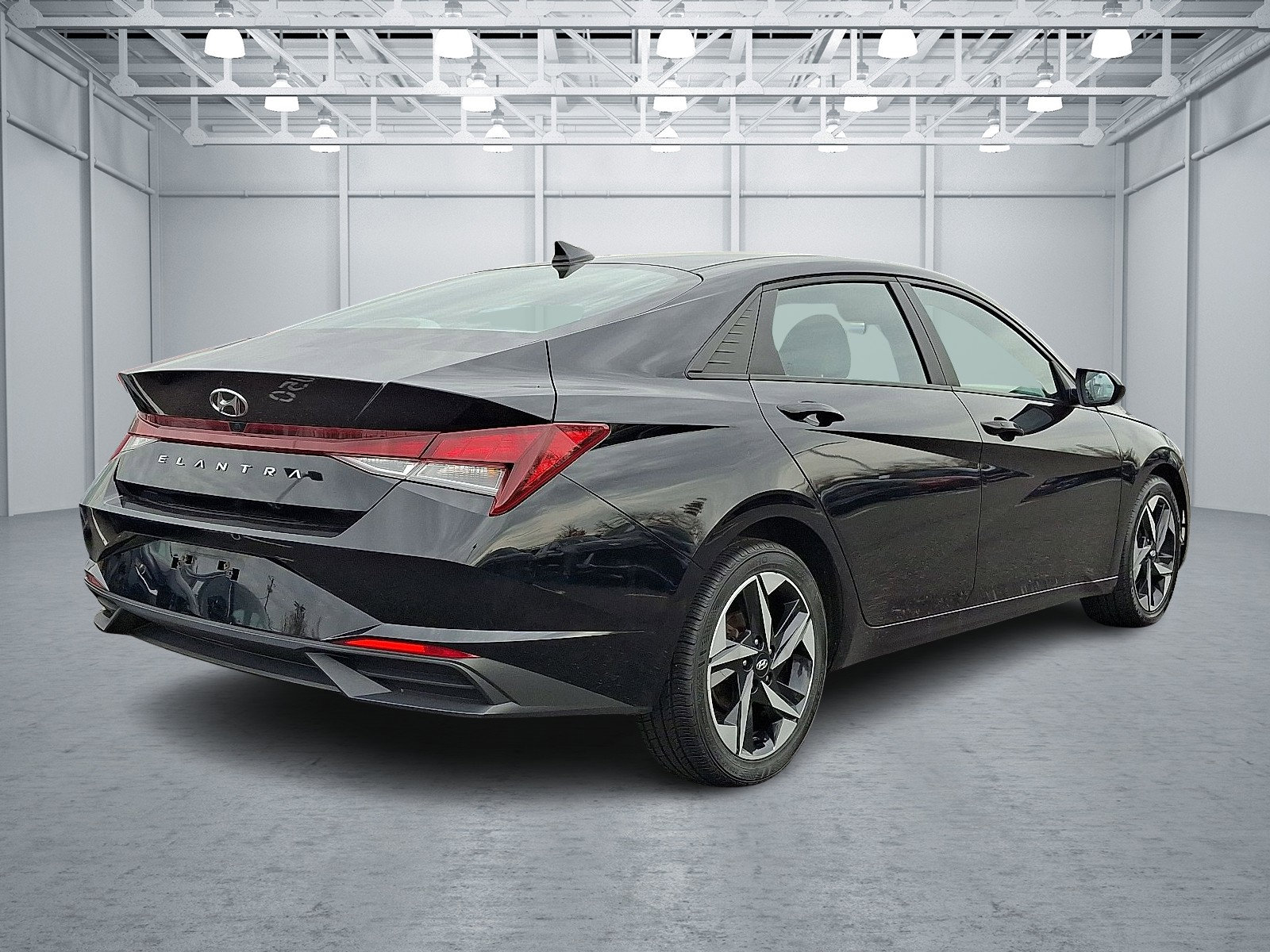 2023 Hyundai Elantra SEL photo 4