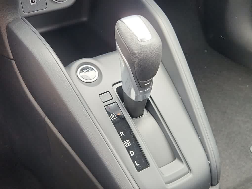 2025 Nissan Kicks Play S photo 9
