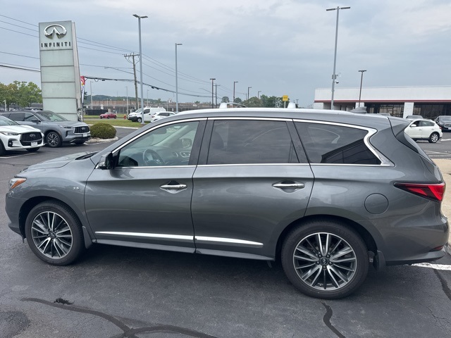 2019 Infiniti QX60 Luxe photo 6