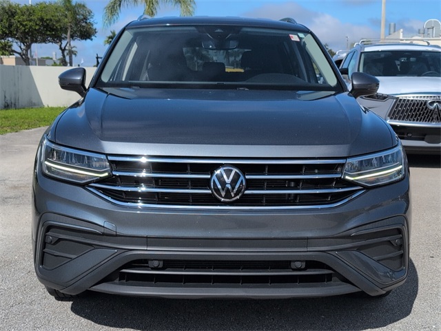 2023 Volkswagen Tiguan SE photo 3