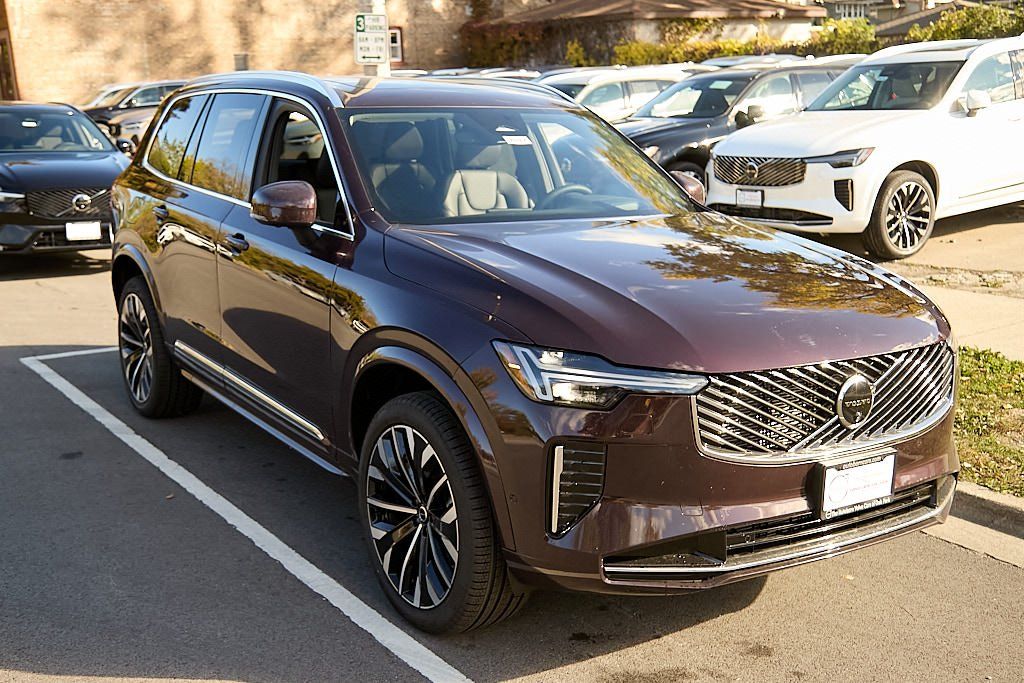 2026 VOLVO XC90 - Image 3