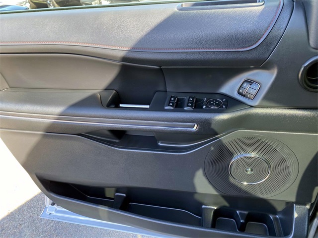 2023 Ford Expedition Limited photo 19