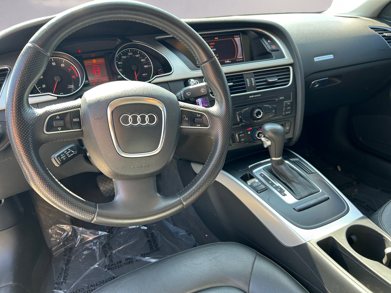 2011 Audi A5 2.0T Premium photo 9