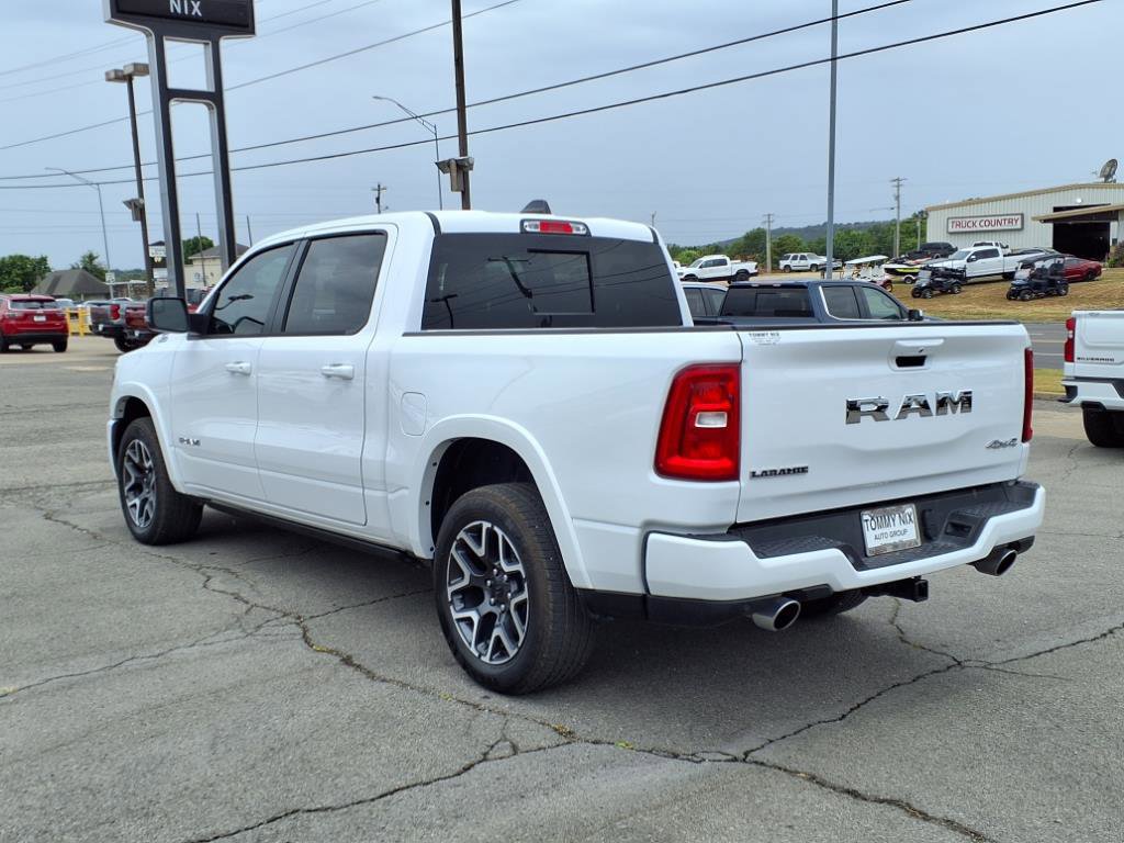 2025 Ram 1500 Laramie photo 2
