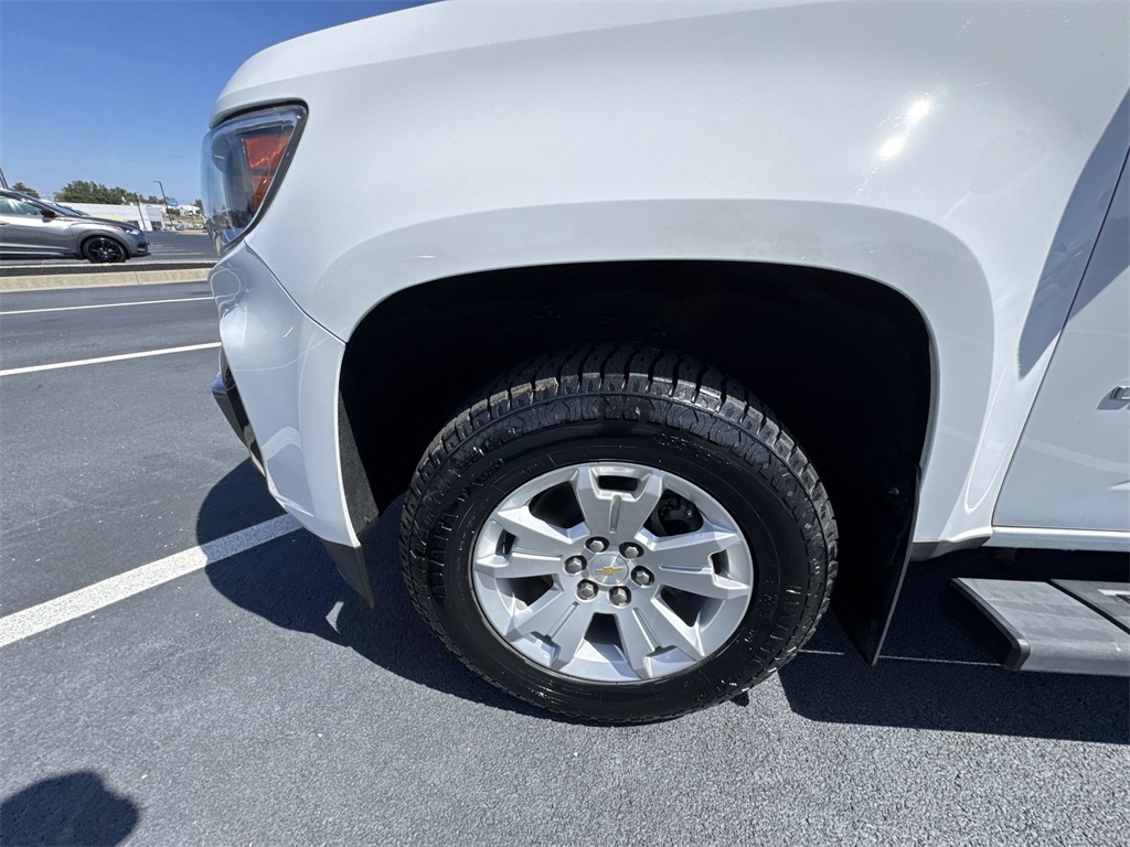 2022 Chevrolet Colorado LT photo 10