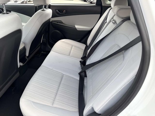 2023 Hyundai Kona SEL photo 14