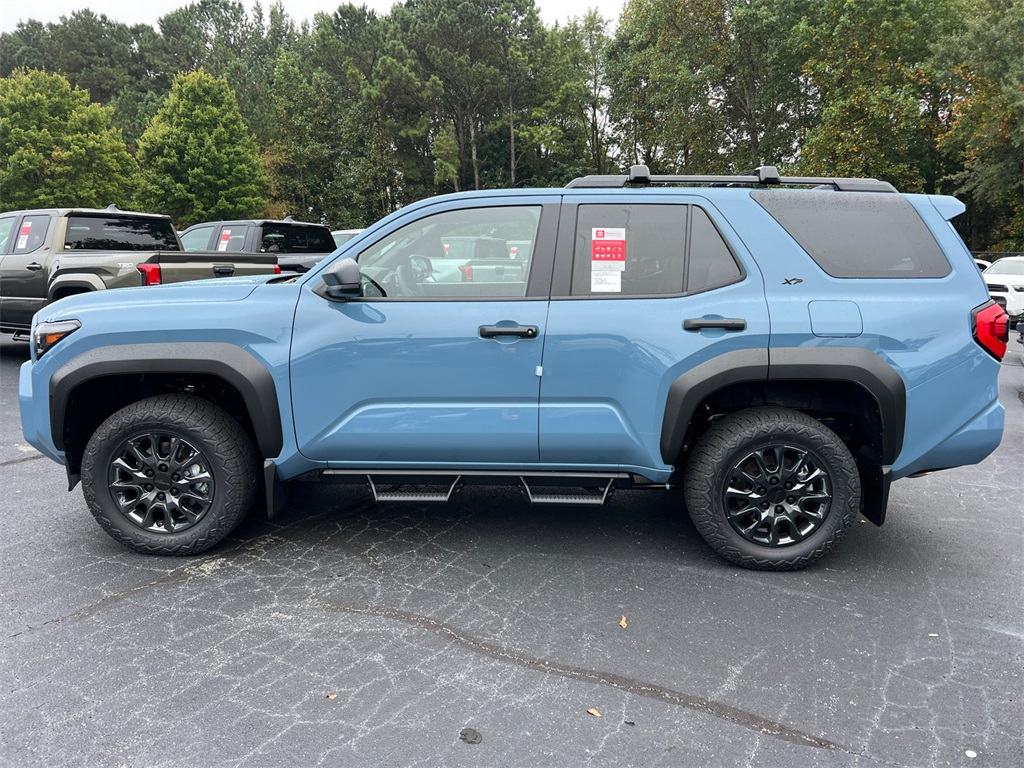 2025 Toyota 4Runner SR5 photo 6