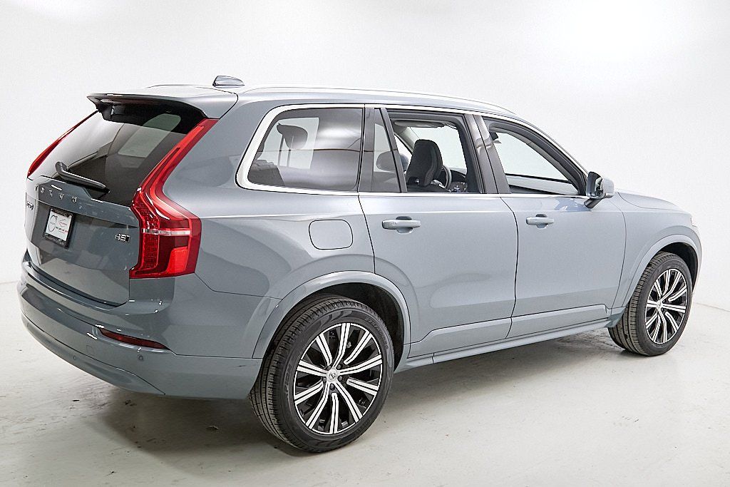 2023 VOLVO XC90 - Image 9