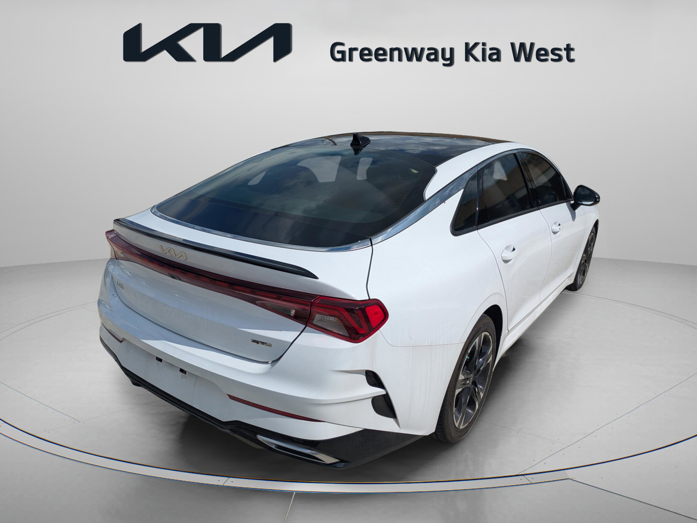 2023 Kia K5 GT-Line photo 7