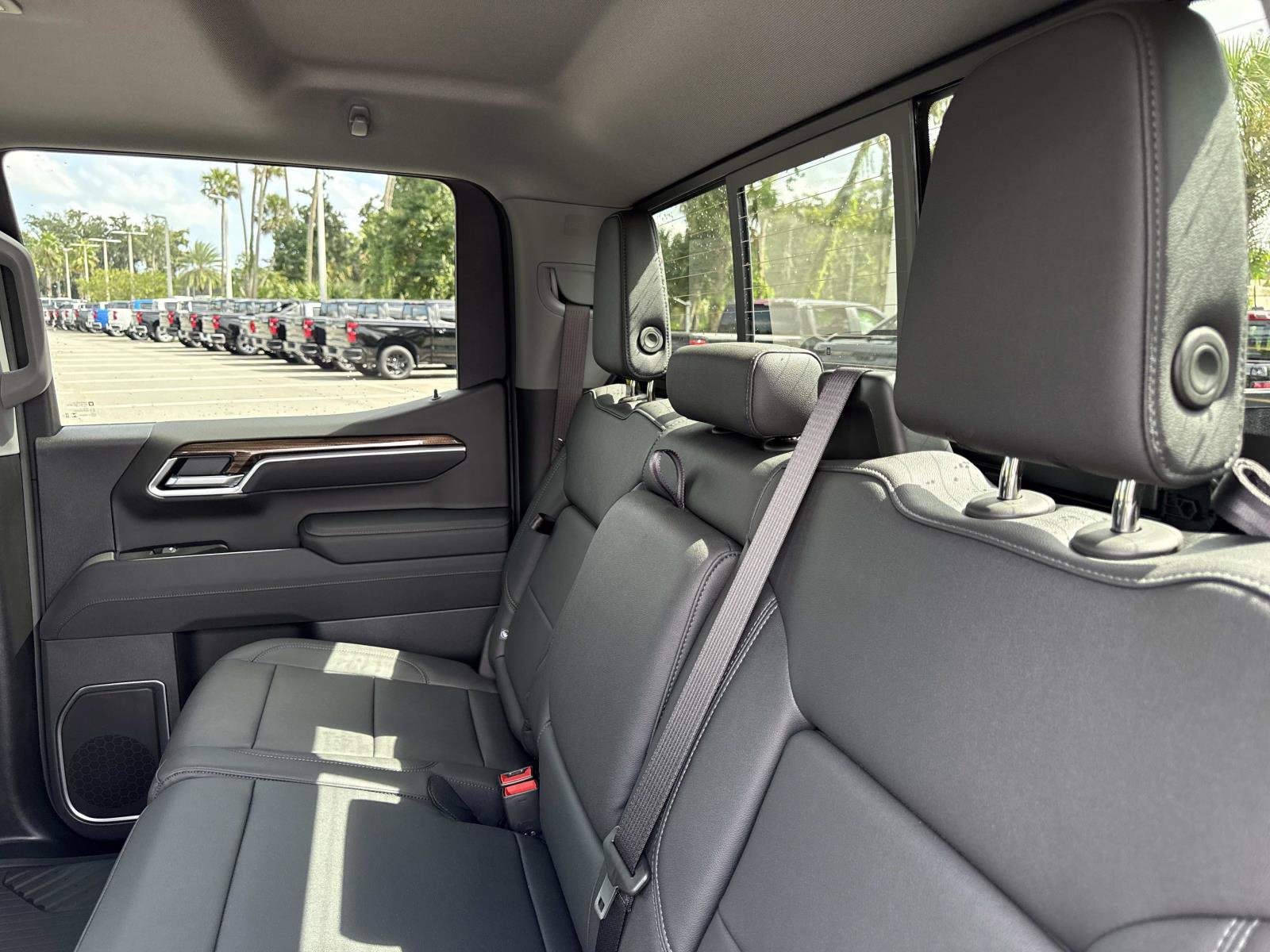 2026 Chevrolet Silverado 1500 RST photo 11