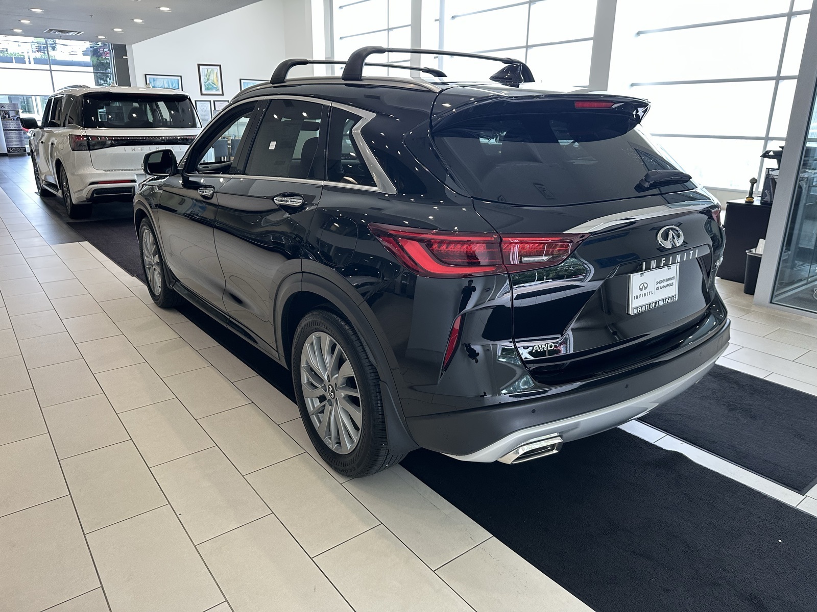 2025 Infiniti QX50 Luxe AWD photo 4