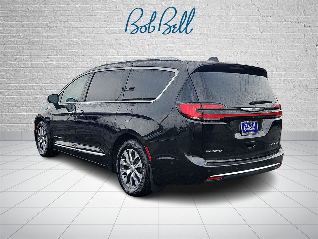 2023 Chrysler Pacifica Hybrid Pinnacle photo 4