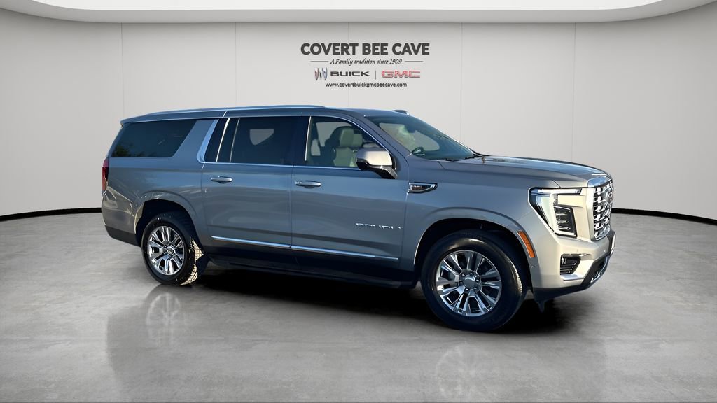 2025 GMC Yukon XL Denali's photo