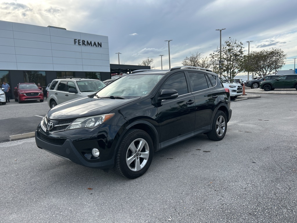2015 Toyota RAV4 XLE's photo