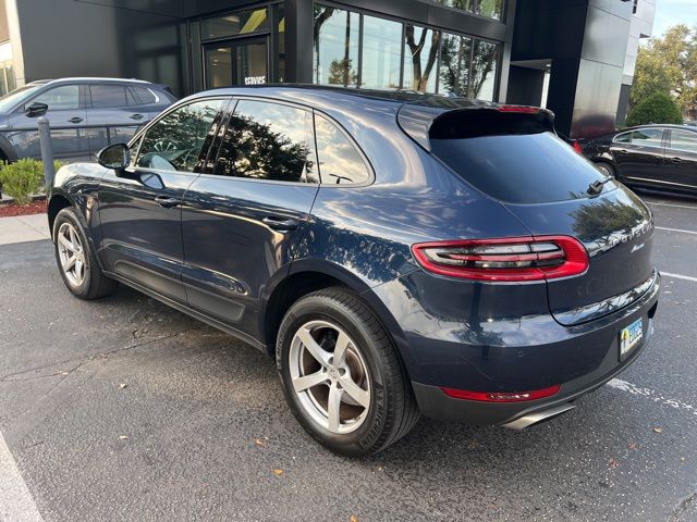 2018 Porsche Macan Base photo 3
