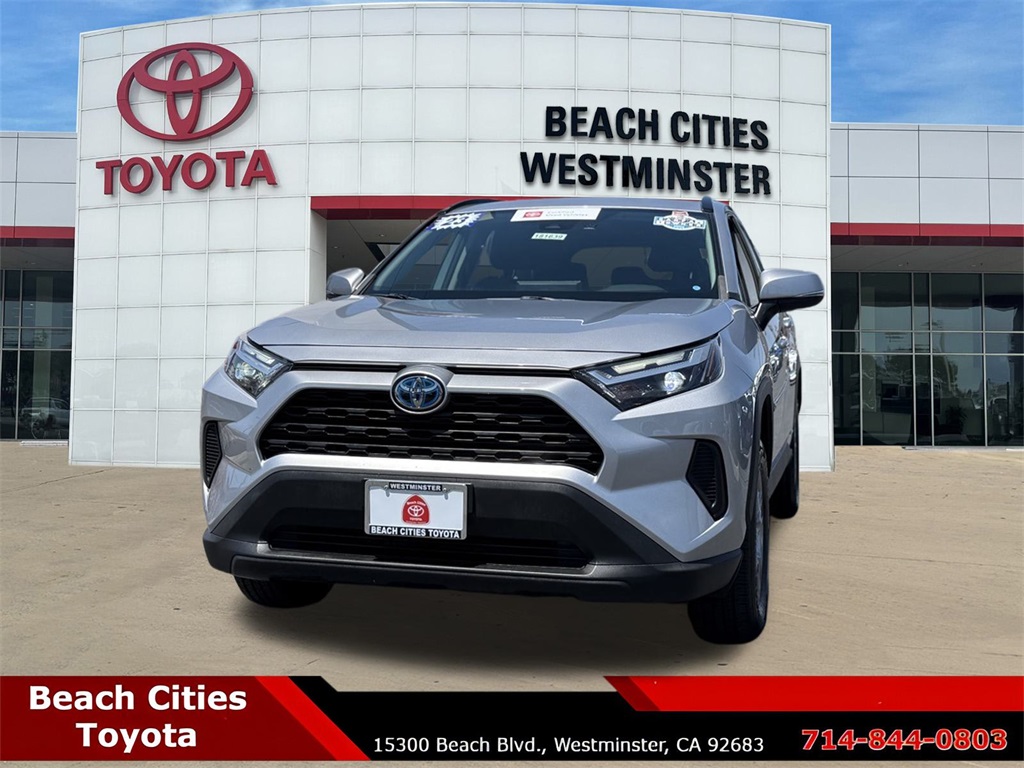 2023 Toyota RAV4 Hybrid LE photo 4
