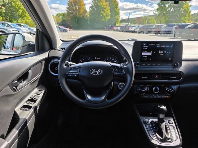 2023 Hyundai Kona SEL photo 17