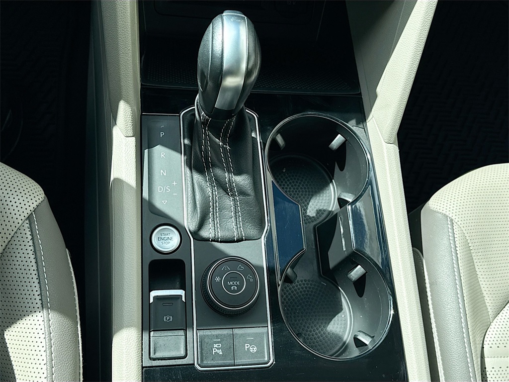 2021 Volkswagen Atlas SEL Premium photo 18