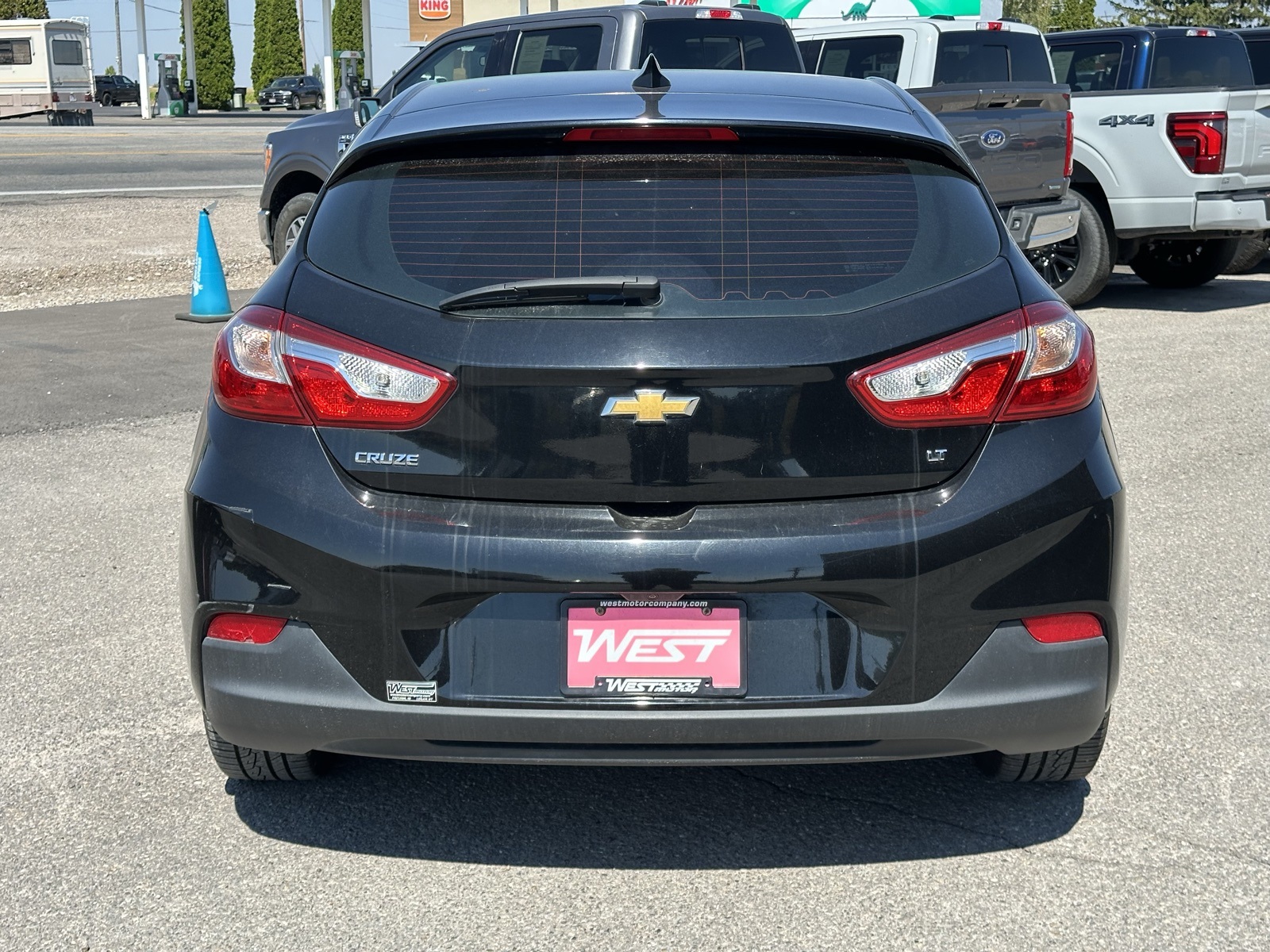 2017 Chevrolet Cruze LT photo 4