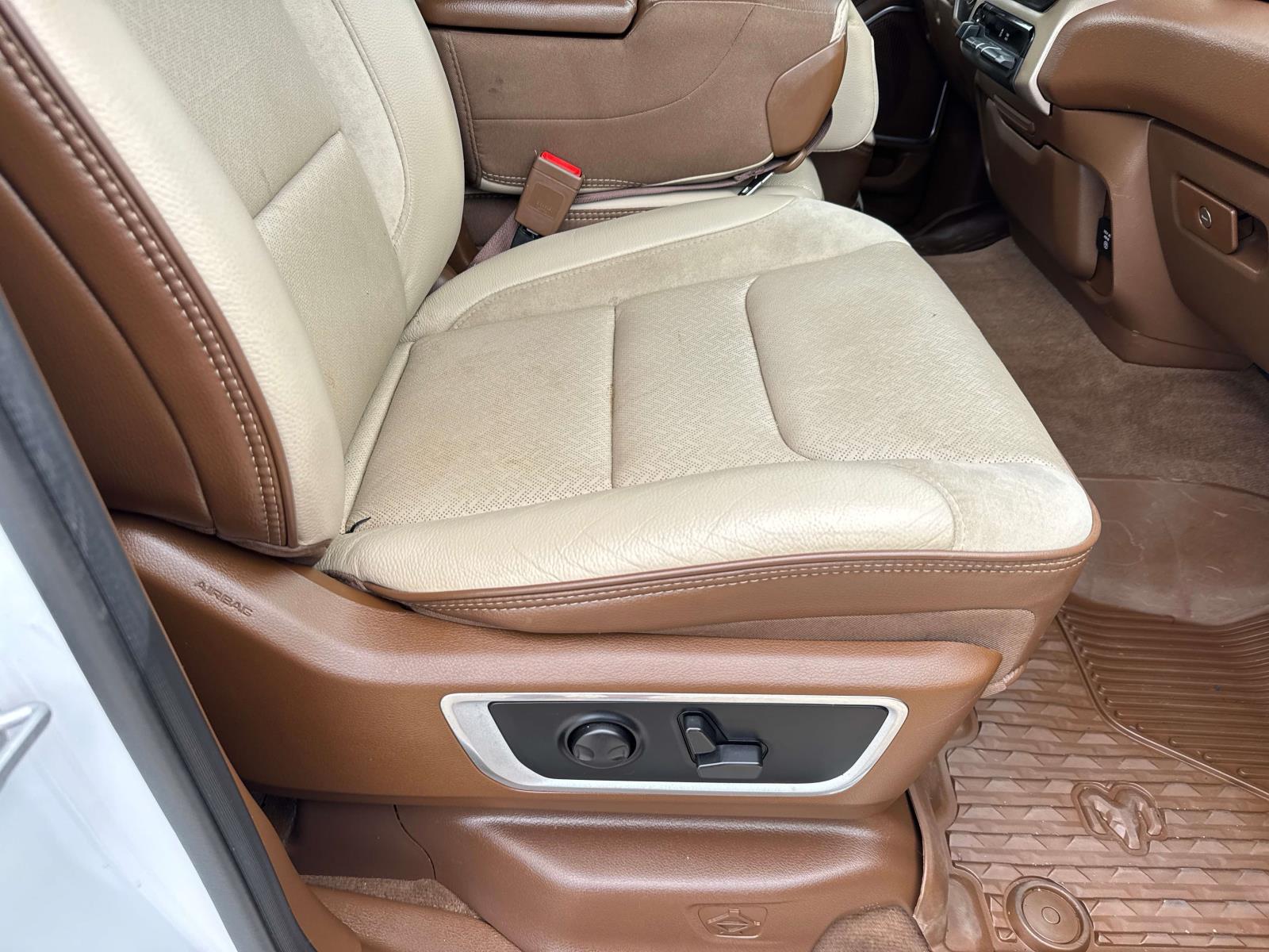 2022 Ram 1500 Laramie photo 9