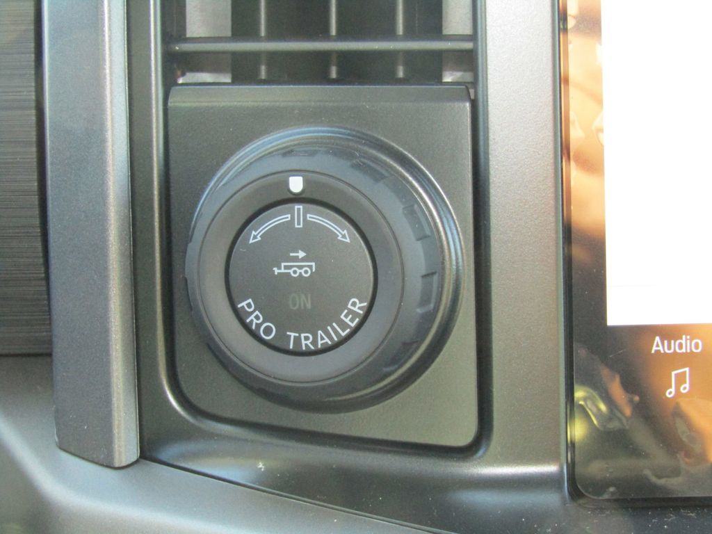 2024 Ford F-150 XLT photo 28