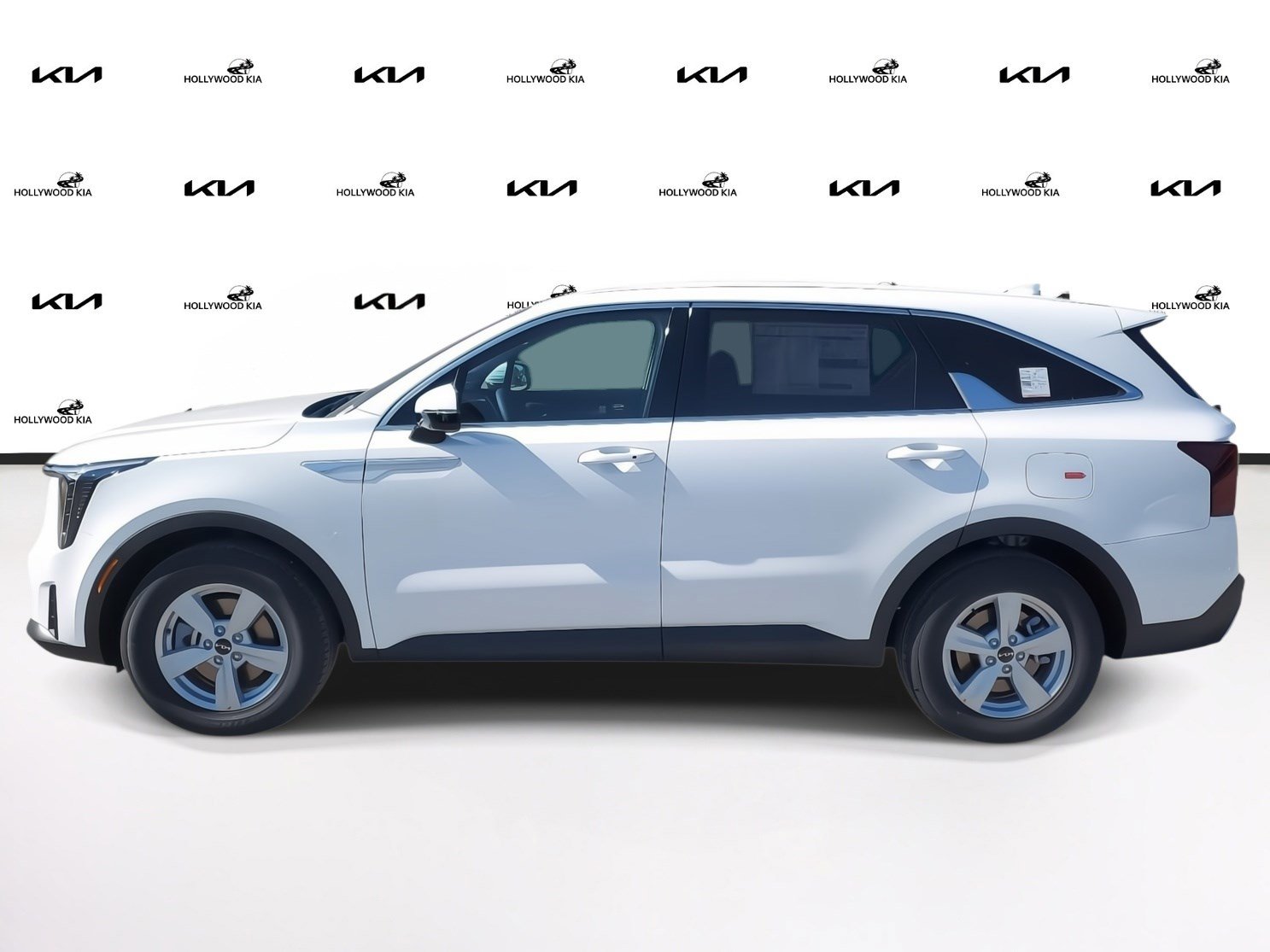 2025 Kia Sorento LX photo 5