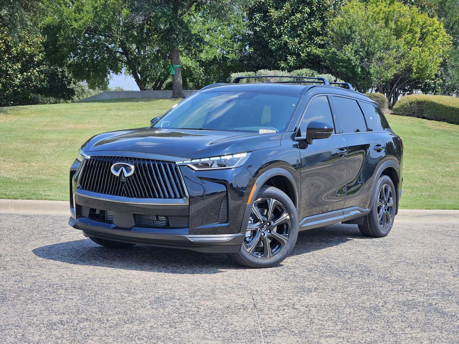 2026 Infiniti QX80 Autograph AWD photo 4