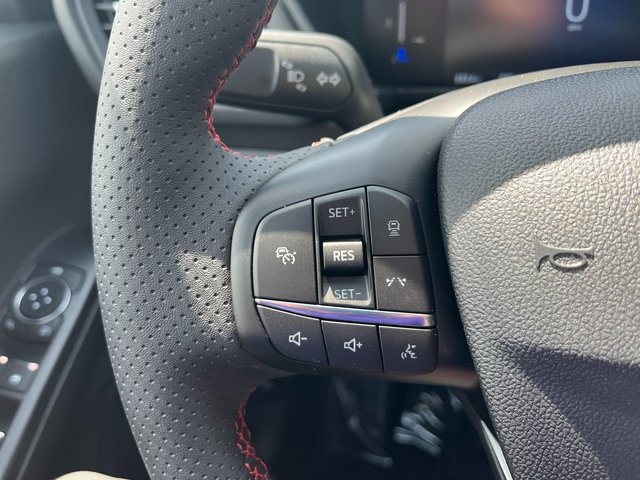 2025 Ford Escape ST-Line photo 19