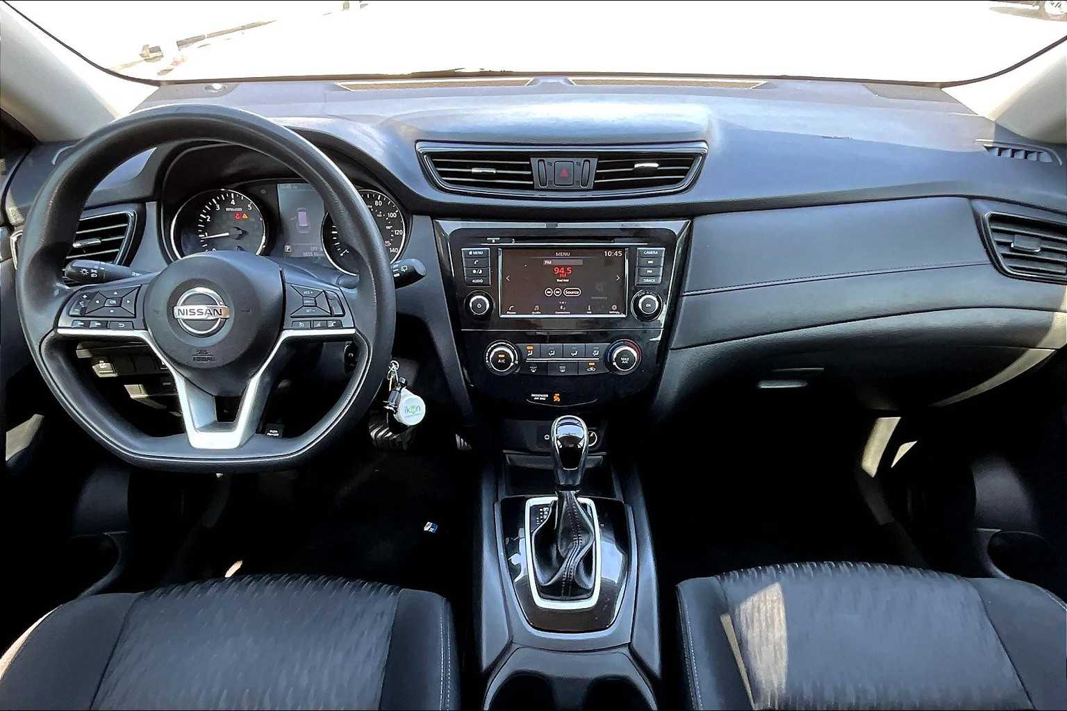 2018 Nissan Rogue S photo 13