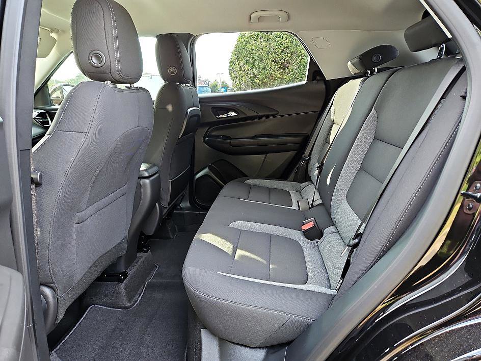 2026 Chevrolet Trailblazer LT photo 9
