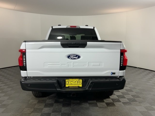 2024 Ford F-150 Lightning photo 5