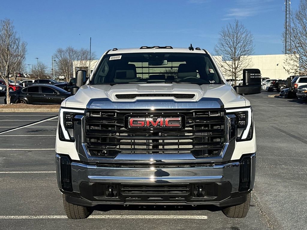 2025 Gmc Sierra 3500 HD Pro photo 2
