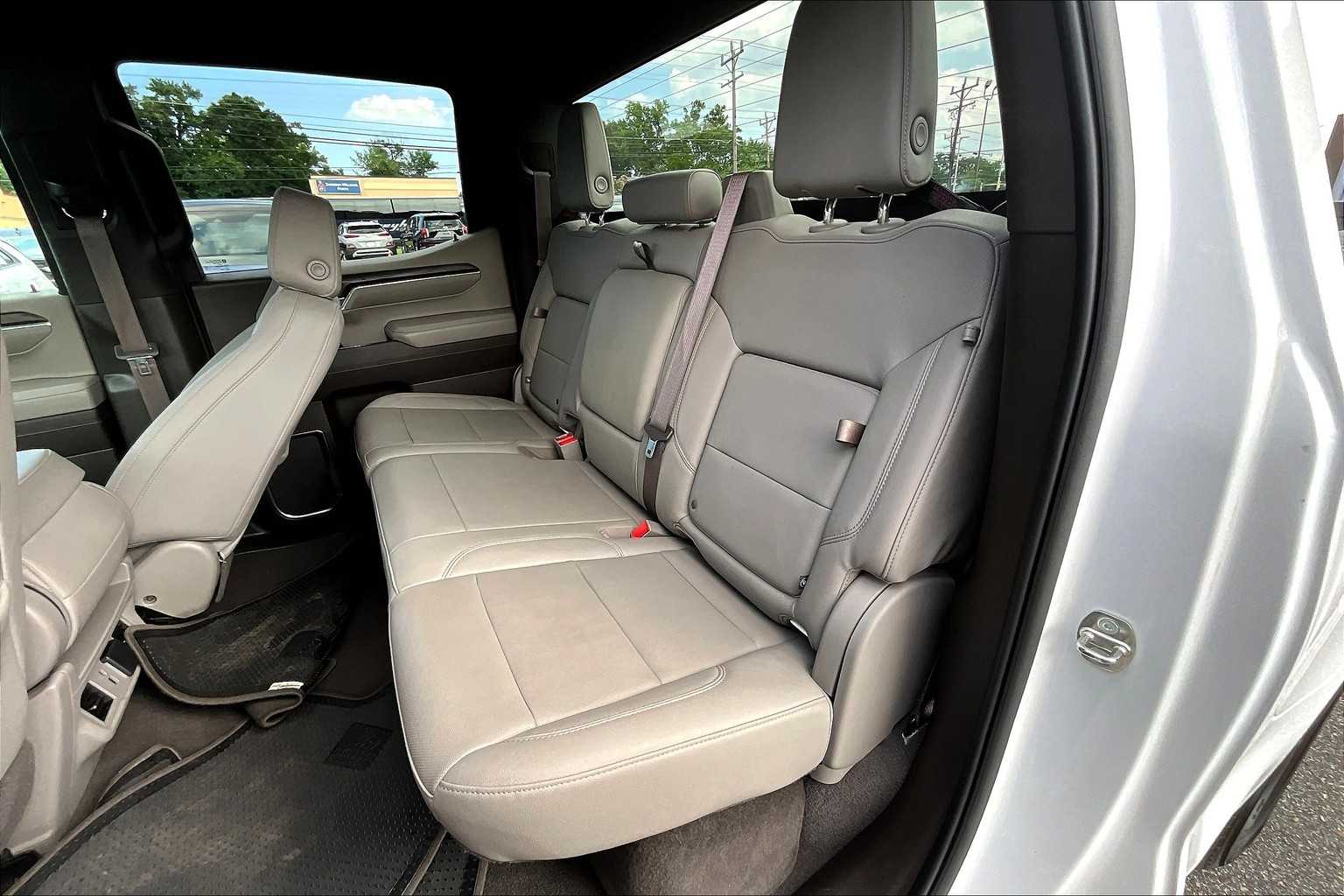 2024 Gmc Sierra 1500 SLT photo 19