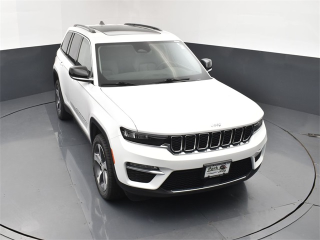 2023 Jeep Grand Cherokee Limited photo 12