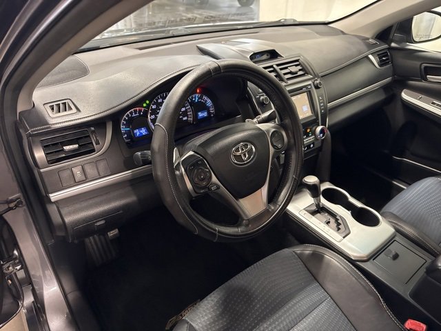 2014 Toyota Camry L photo 12