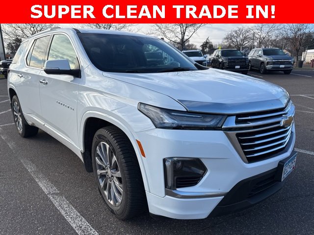 2023 Chevrolet Traverse Premier photo 2
