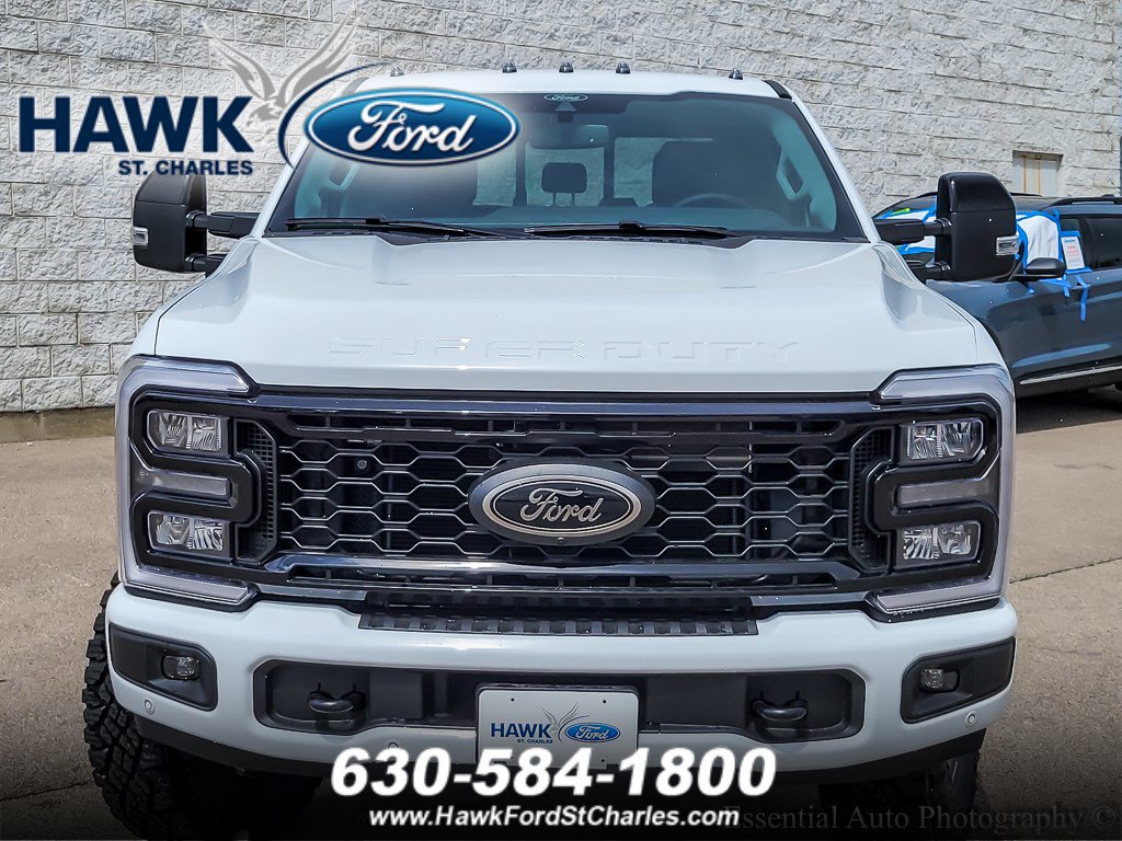 2025 Ford F-250 Lariat photo 4