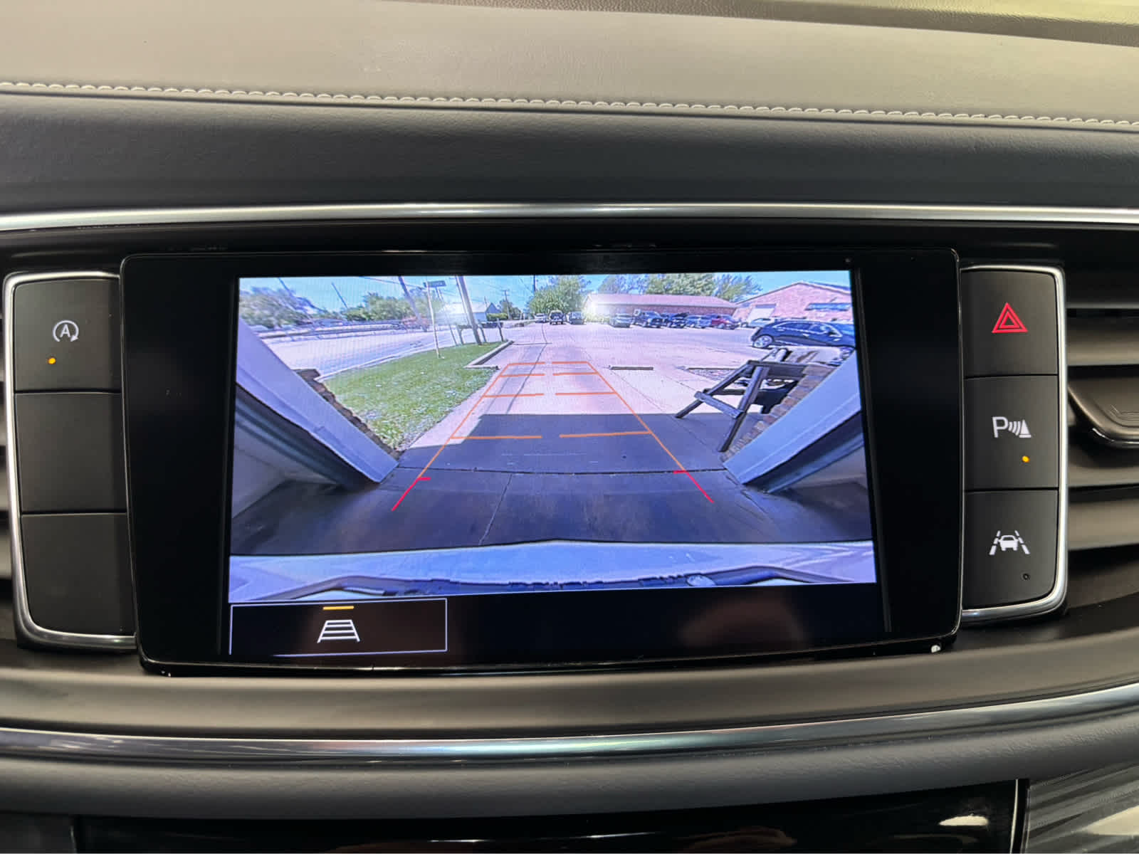 2022 Buick Enclave Essence photo 12