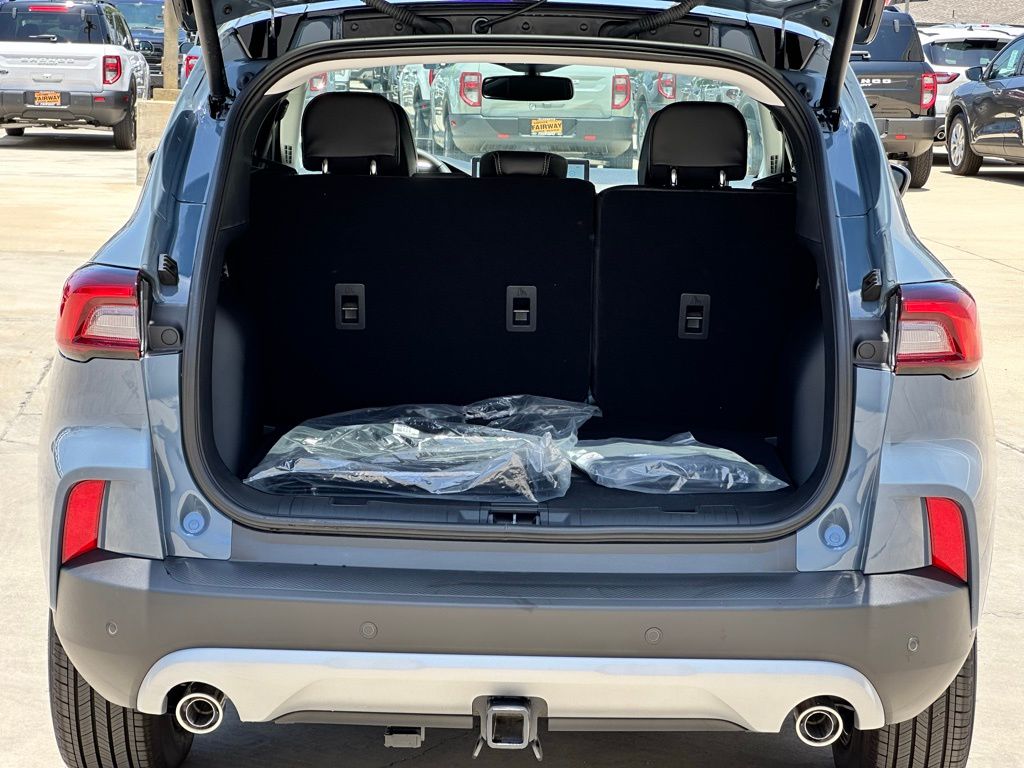 2025 Ford Escape Plug-In Hybrid photo 18