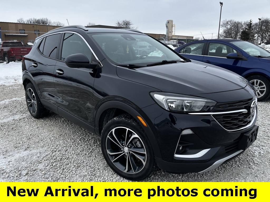 2022 Buick Encore Preferred's photo