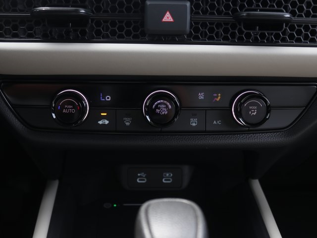 2026 Honda HR-V LX photo 18