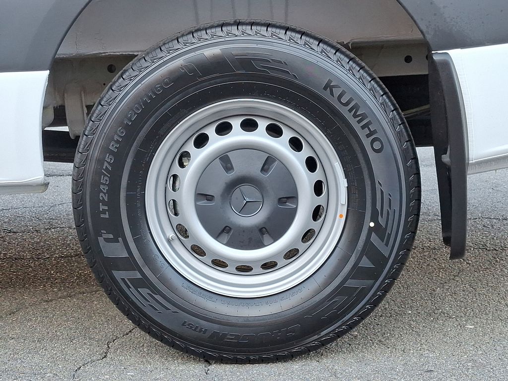 2025 Mercedes-Benz Sprinter Cargo Van Base